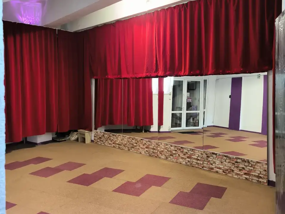 Inchiriez exclusiv, central, sala dans/tetru/sport | București, Sector 4, img 10